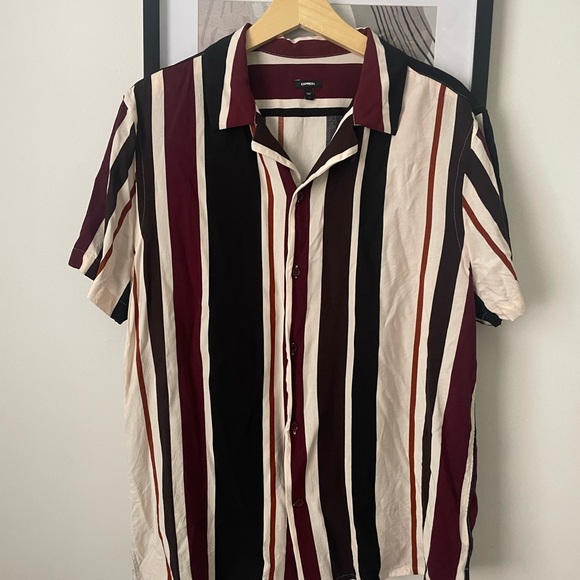 Express Button down - Picture 1 of 4